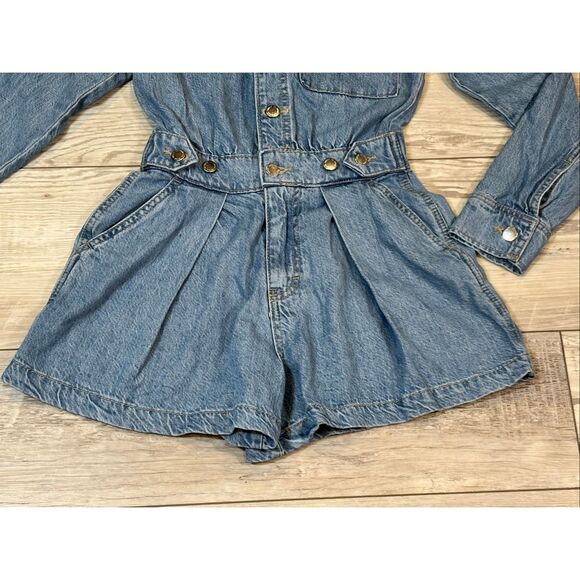 Universal Thread jean/denim one piece, short romper size 00 - Picture 2 of 12
